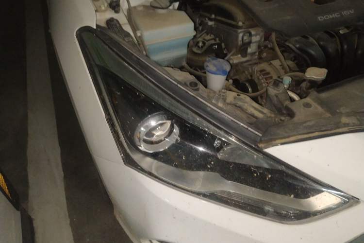 Used Hyundai Mistra 2017 1.8L Automatic Smart GLS China V Standard Right Front Headlight