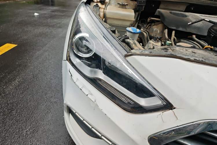Used Hyundai Mistra 2017 1.6T Automatic Smart GLS China V Standard Right Front Headlight