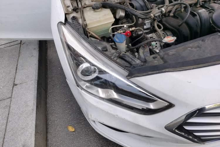 Used Hyundai Mistra 2017 1.8L Automatic Smart GLS China V Standard Right Front Headlight