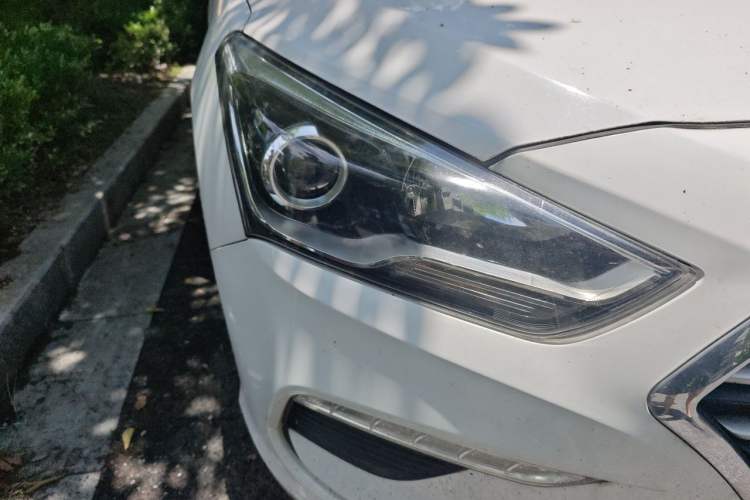 Used Hyundai Mistra 2017 1.8L Automatic Smart GLS China V Standard Right Front Headlight
