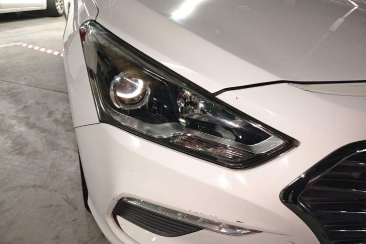 Used Hyundai Mistra 2017 1.6T Automatic Smart GLS China V Standard Right Front Headlight