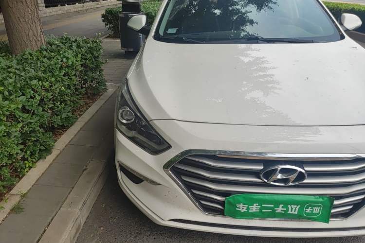 Used Hyundai Mistra 2017 1.8L Automatic Deluxe DLX Model China V Emission Standard Right Front Headlight