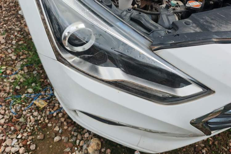 Used Hyundai Mistra 2017 1.6T Automatic Smart GLS China V Standard Right Front Headlight
