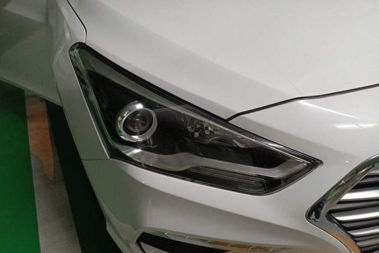 Used Hyundai Mistra 2017 1.8L Automatic Smart GLS China V Standard Right Front Headlight