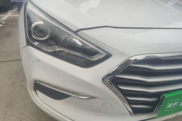 Used Hyundai Mistra 2017 1.8L Automatic Deluxe DLX Model China V Emission Standard Right Front Headlight