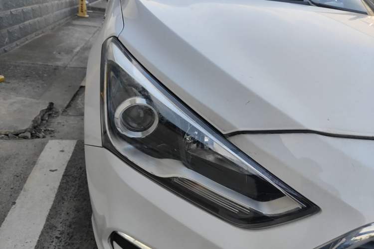 Used Hyundai Mistra 2017 1.6T Automatic Smart GLS China V Standard Right Front Headlight