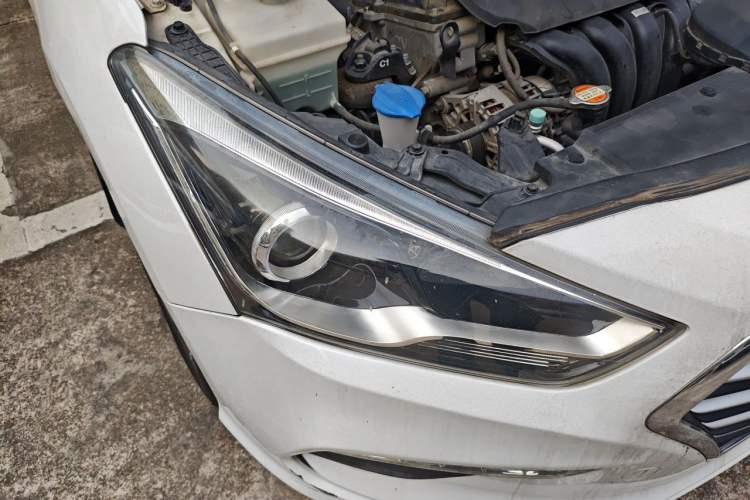 Used Hyundai Mistra 2017 1.8L Automatic Smart GLS China V Standard Right Front Headlight