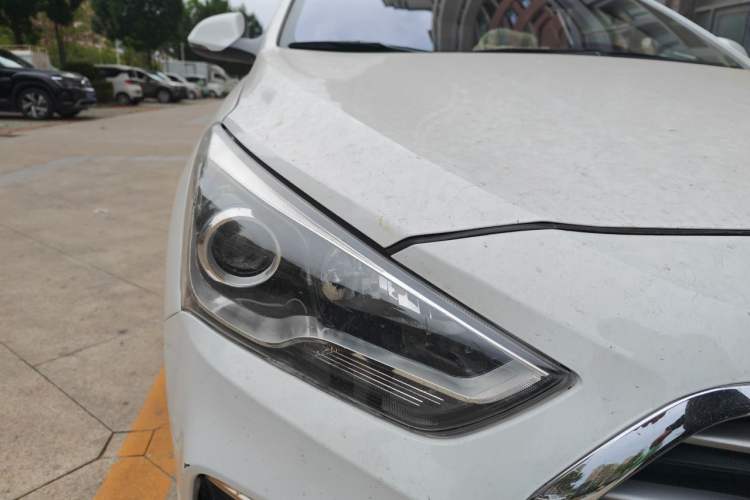 Used Hyundai Mistra 2017 1.8L Automatic Smart GLS China V Standard Right Front Headlight