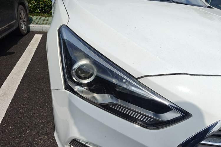 Used Hyundai Mistra 2017 1.6T Automatic Smart GLS China V Standard Right Front Headlight