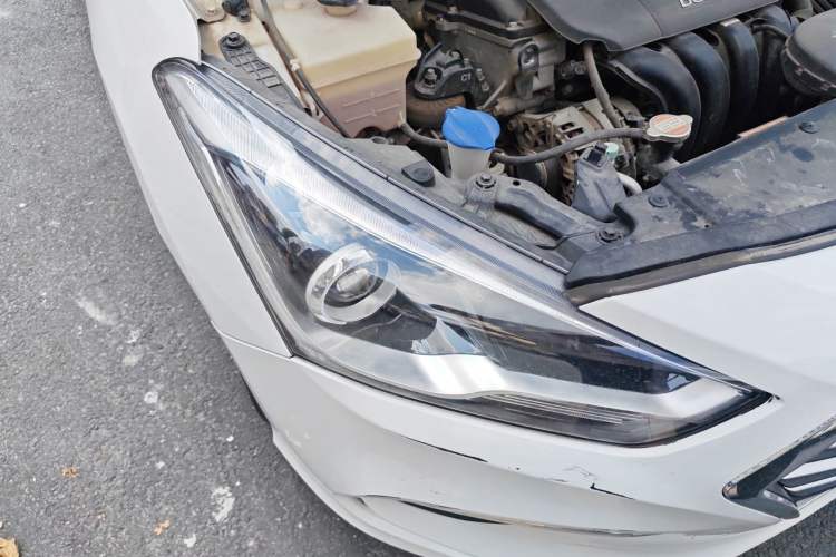 Used Hyundai Mistra 2017 1.8L Automatic Smart GLS China V Standard Right Front Headlight