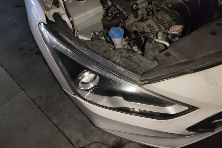 Used Hyundai Mistra 2017 1.8L Automatic Smart GLS China V Standard Right Front Headlight