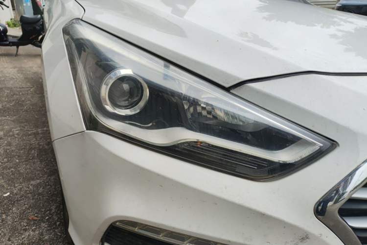 Used Hyundai Mistra 2017 1.8L Automatic Smart GLS China V Standard Right Front Headlight