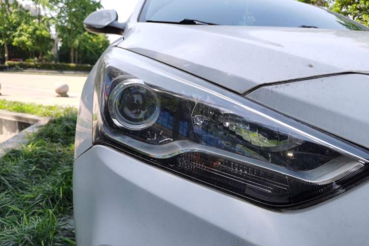 Used Hyundai Mistra 2017 1.6T Automatic Smart GLS China V Standard Right Front Headlight