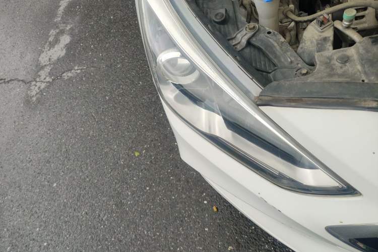 Used Hyundai Mistra 2017 1.8L Automatic Smart GLS China V Standard Right Front Headlight