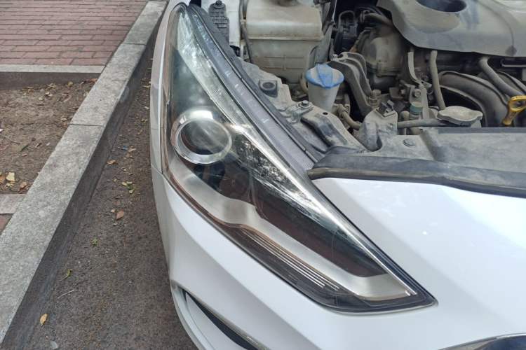 Used Hyundai Mistra 2017 1.6T Automatic Smart GLS China V Standard Right Front Headlight
