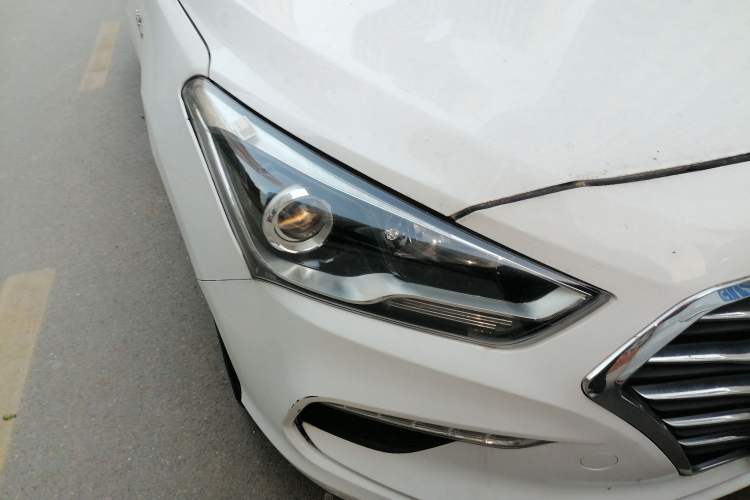 Used Hyundai Mistra 2017 1.6T Automatic Smart GLS China V Standard Right Front Headlight