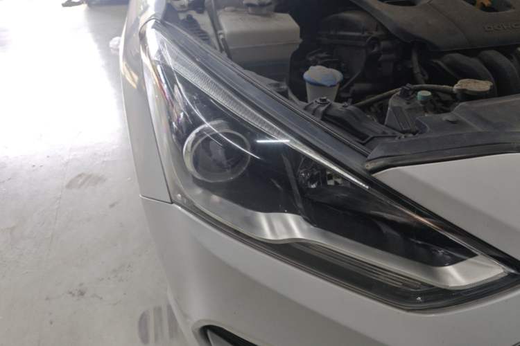Used Hyundai Mistra 2017 1.8L Automatic Smart GLS China V Standard Right Front Headlight