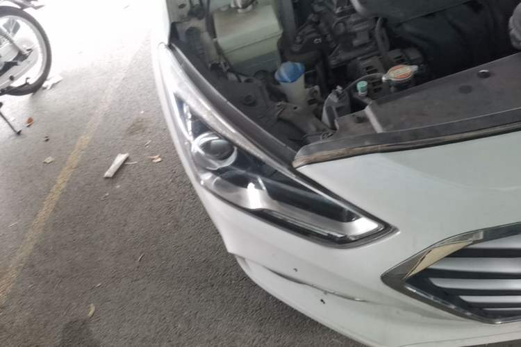 Used Hyundai Mistra 2017 1.8L Automatic Smart GLS China V Standard Right Front Headlight