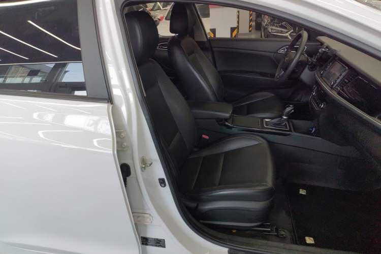 Used Hyundai Mistra 2017 1.8L Automatic Smart GLS China V Standard Right Front Seat