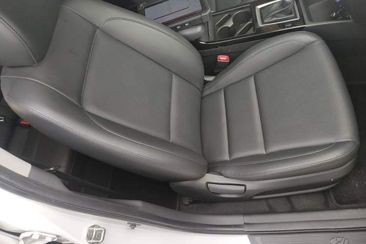Used Hyundai Mistra 2017 1.8L Automatic Smart GLS China V Standard Right Front Seat