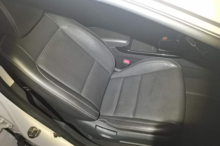Used Hyundai Mistra 2017 1.6T Automatic Smart GLS China V Standard Right Front Seat