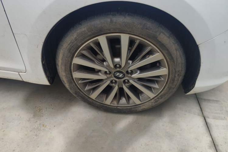 Used Hyundai Mistra 2017 1.8L Automatic Smart GLS China V Standard Right Front Wheel Hub