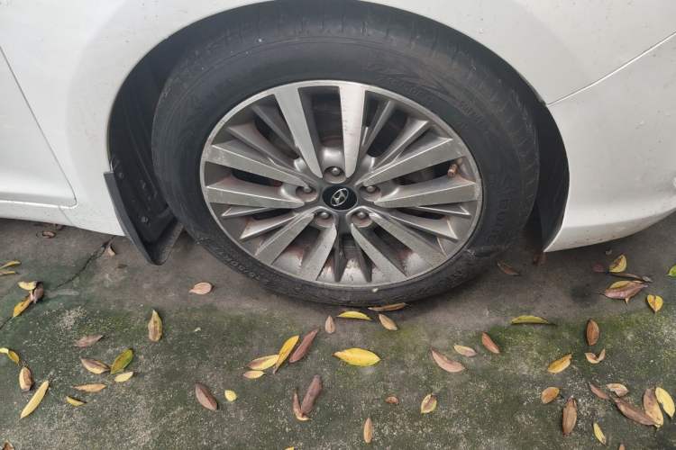 Used Hyundai Mistra 2017 1.8L Automatic Smart GLS China V Standard Right Front Wheel Hub