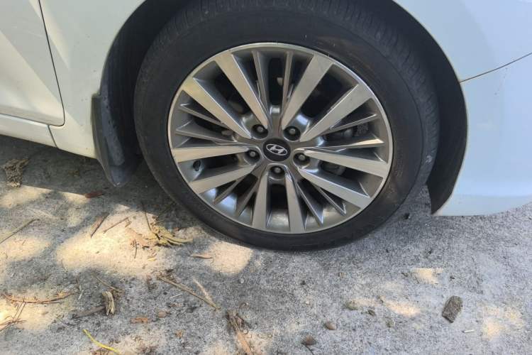 Used Hyundai Mistra 2017 1.8L Automatic Smart GLS China V Standard Right Front Wheel Hub