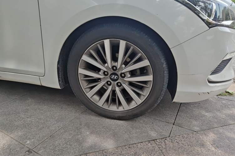 Used Hyundai Mistra 2017 1.8L Automatic Smart GLS China V Standard Right Front Wheel Hub