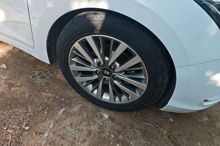 Used Hyundai Mistra 2017 1.8L Automatic Smart GLS China V Standard Right Front Wheel Hub