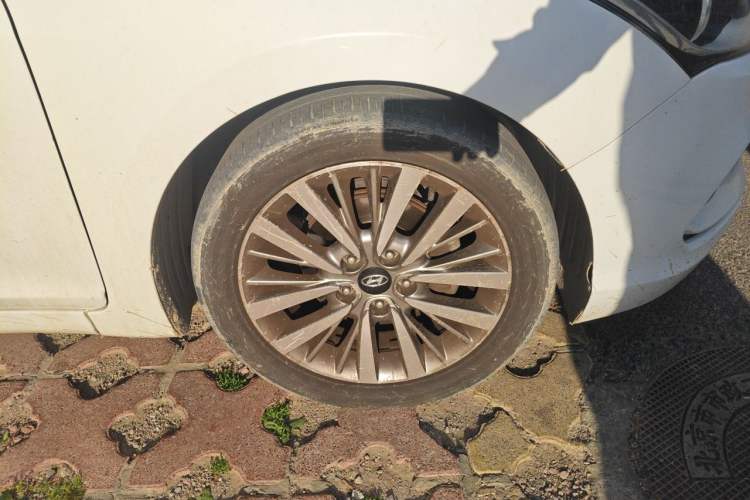 Used Hyundai Mistra 2017 1.8L Automatic Smart GLS China V Standard Right Front Wheel Hub
