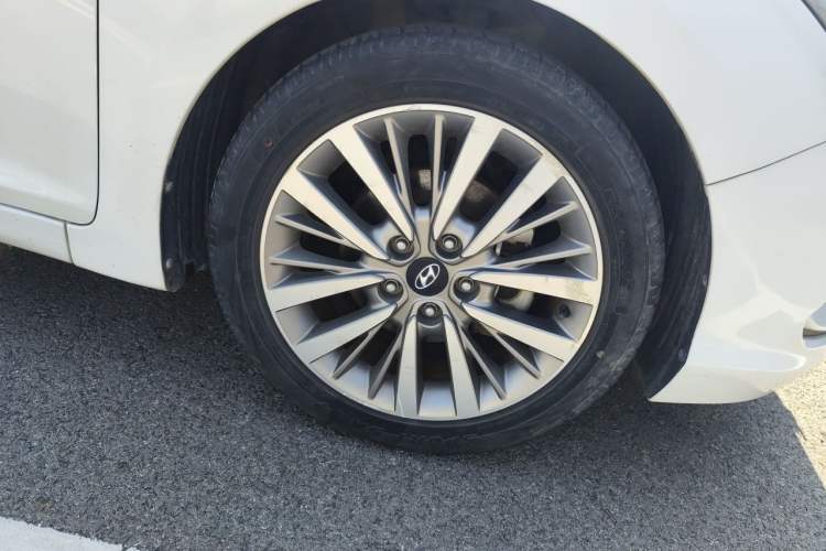 Used Hyundai Mistra 2017 1.8L Automatic Smart GLS China V Standard Right Front Wheel Hub