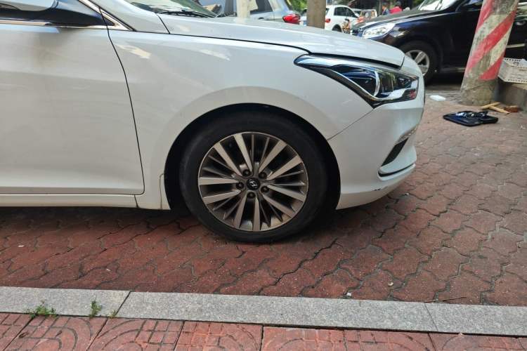 Used Hyundai Mistra 2017 1.8L Automatic Smart GLS China V Standard Right Front Wheel Hub