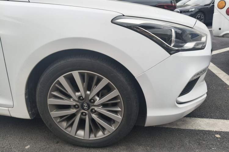 Used Hyundai Mistra 2017 1.8L Automatic Smart GLS China V Standard Right Front Wheel Hub