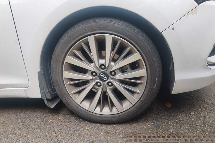 Used Hyundai Mistra 2017 1.6T Automatic Smart GLS China V Standard Right Front Wheel Hub