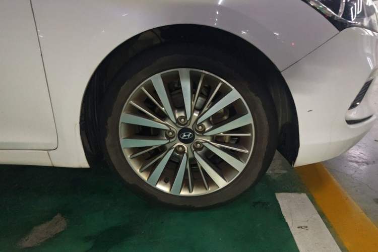 Used Hyundai Mistra 2017 1.8L Automatic Smart GLS China V Standard Right Front Wheel Hub