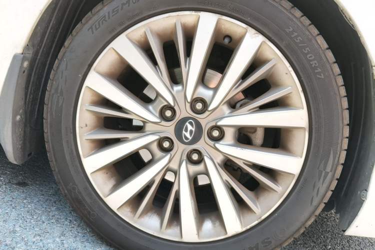 Used Hyundai Mistra 2017 1.8L Automatic Smart GLS China V Standard Right Front Wheel Hub