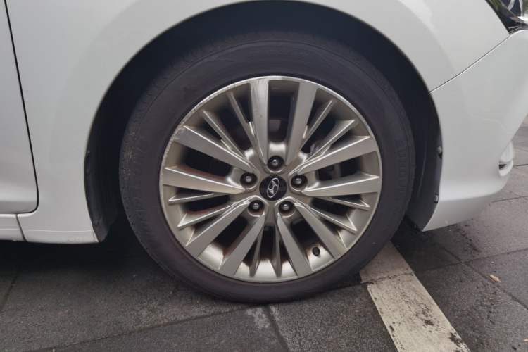 Used Hyundai Mistra 2017 1.8L Automatic Smart GLS China V Standard Right Front Wheel Hub