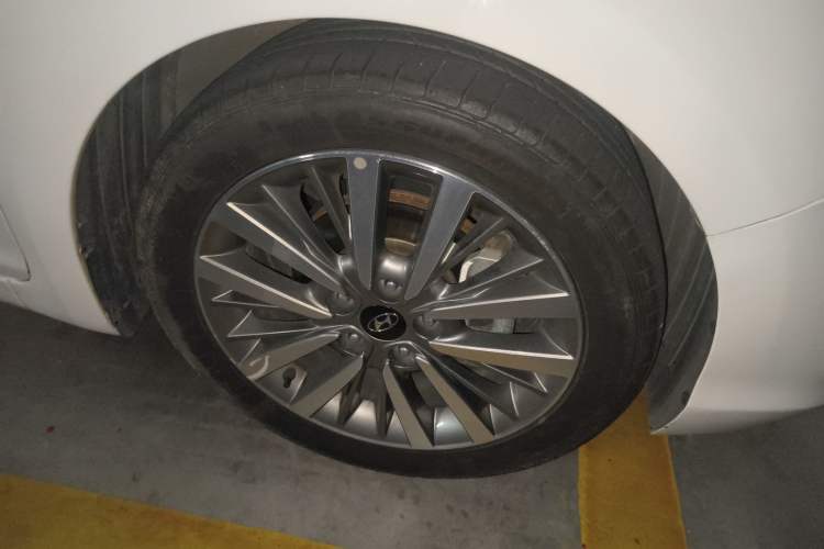 Used Hyundai Mistra 2017 1.8L Automatic Smart GLS China V Standard Right Front Wheel Hub
