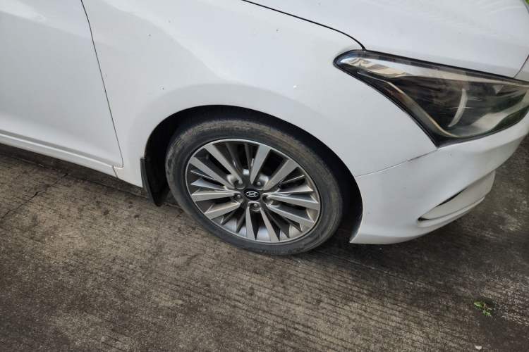 Used Hyundai Mistra 2017 1.8L Automatic Smart GLS China V Standard Right Front Wheel Hub
