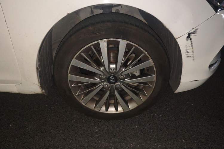 Used Hyundai Mistra 2017 1.8L Automatic Smart GLS China V Standard Right Front Wheel Hub