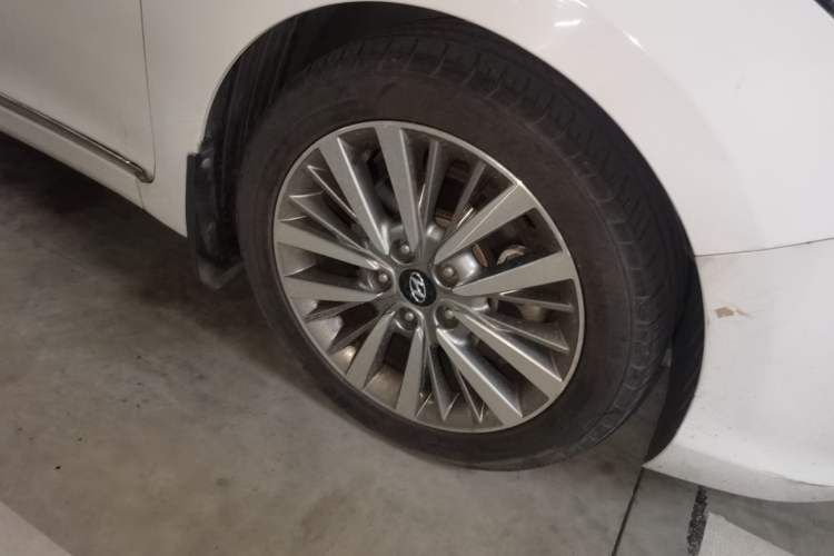 Used Hyundai Mistra 2017 1.6T Automatic Smart GLS China V Standard Right Front Wheel Hub