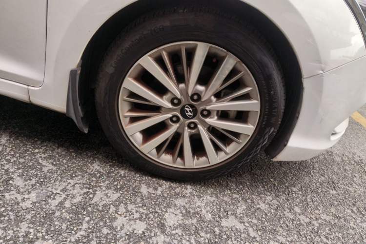 Used Hyundai Mistra 2017 1.6T Automatic Flagship Model TOP China V Emission Standard Right Front Wheel Hub