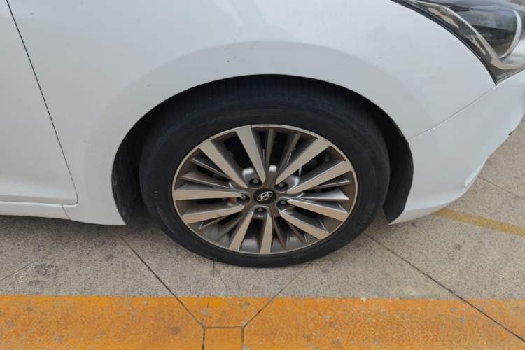 Used Hyundai Mistra 2017 1.8L Automatic Smart GLS China V Standard Right Front Wheel Hub
