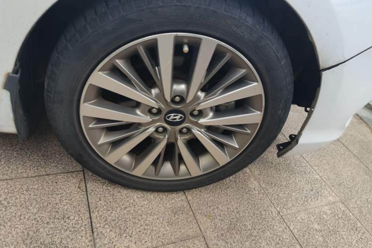 Used Hyundai Mistra 2017 1.6T Automatic Smart GLS China V Standard Right Front Wheel Hub