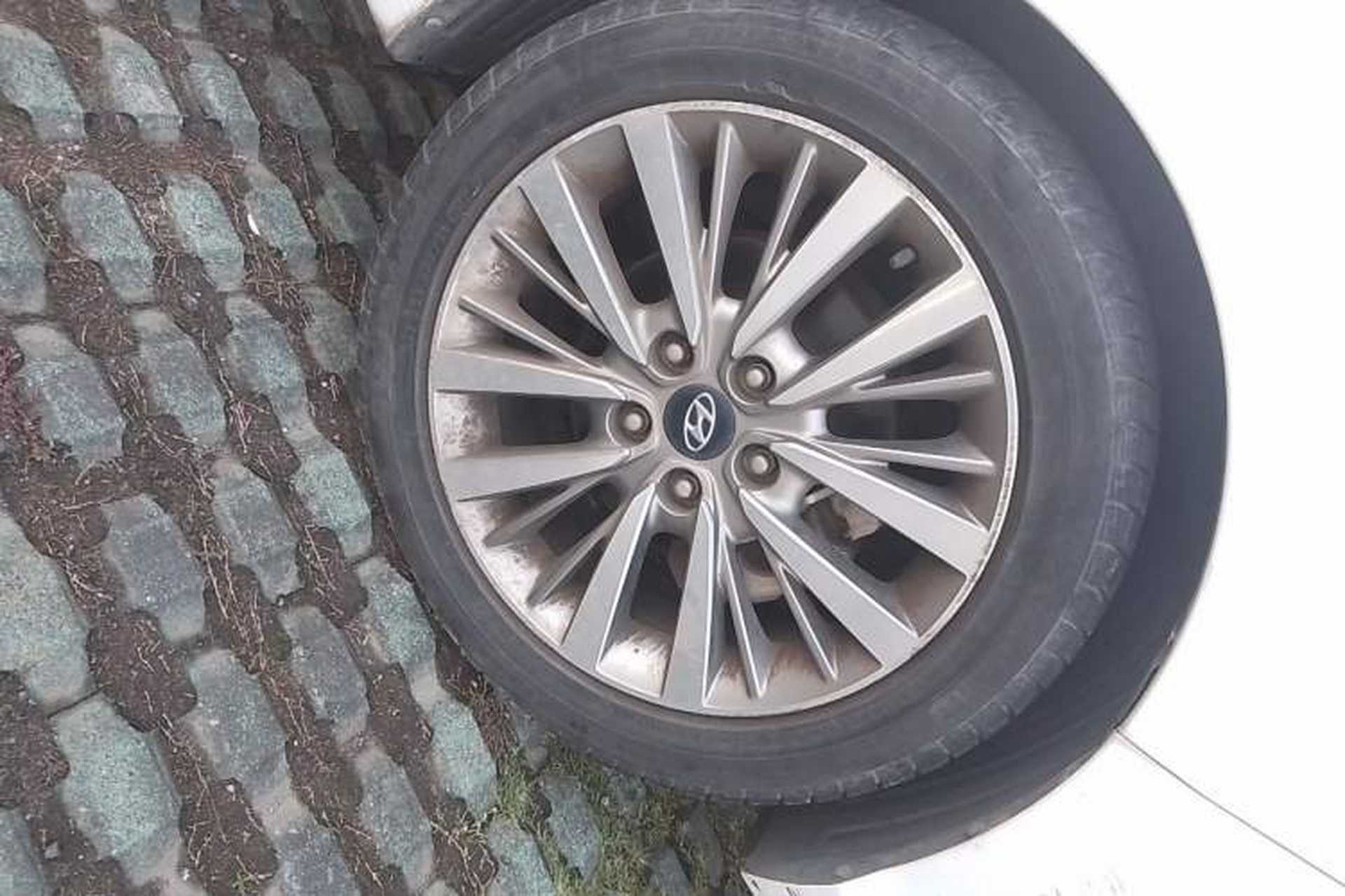 Used Hyundai Mistra 2017 1.8L Automatic Smart GLS China V Standard Right Front Wheel Hub