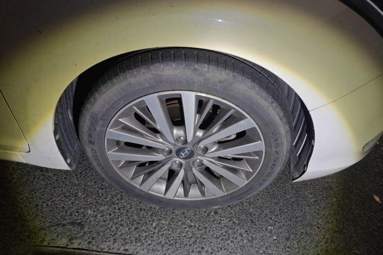 Used Hyundai Mistra 2017 1.8L Automatic Smart GLS China V Standard Right Front Wheel Hub