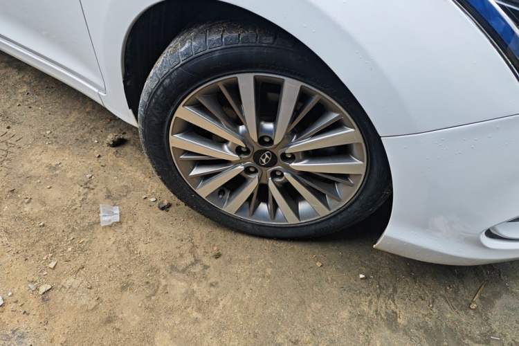 Used Hyundai Mistra 2017 1.6T Automatic Smart GLS China V Standard Right Front Wheel Hub