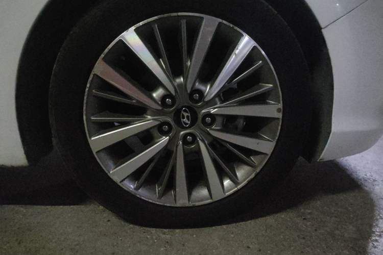 Used Hyundai Mistra 2017 1.8L Automatic Smart GLS China V Standard Right Front Wheel Hub