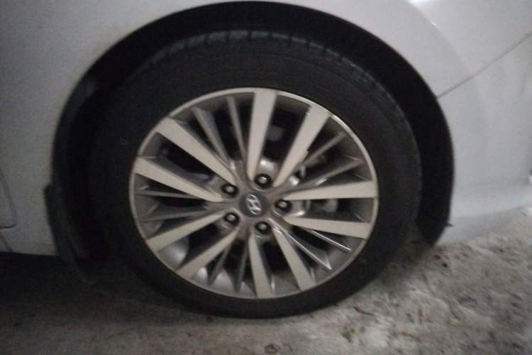 Used Hyundai Mistra 2017 1.6T Automatic Smart GLS China V Standard Right Front Wheel Hub